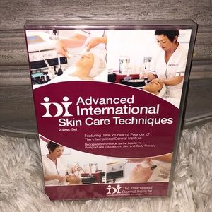 International Skincare Techniques Disc Set